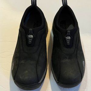 NEW women NORTH FACE waterproof boots NWOT